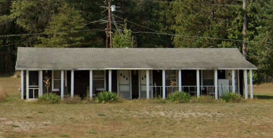 Peltons Deerland Motel (McCallums Deerland Motel) - Street View (newer photo)